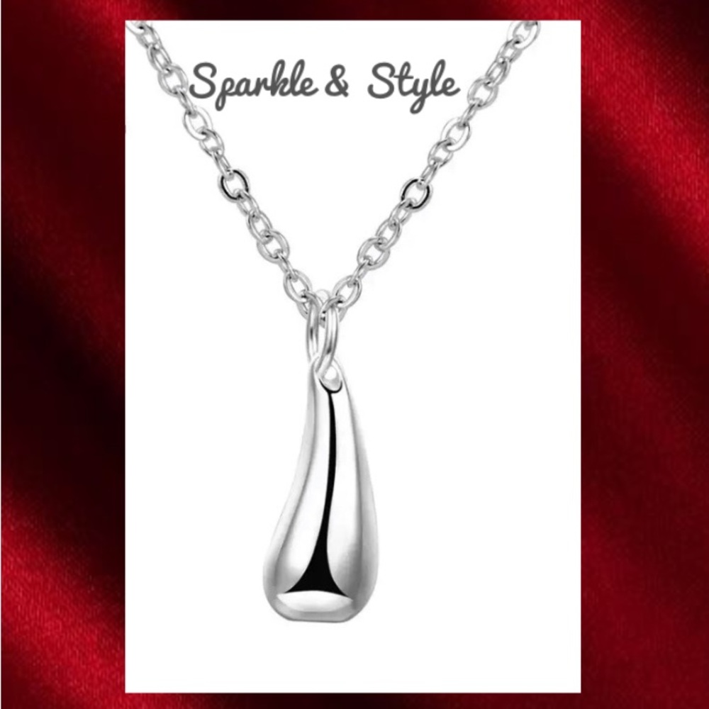 New Sterling Silver Water Drop Necklace ❤️